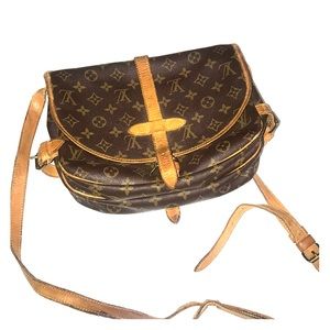 Louis Vuitton Crossbody/satchel